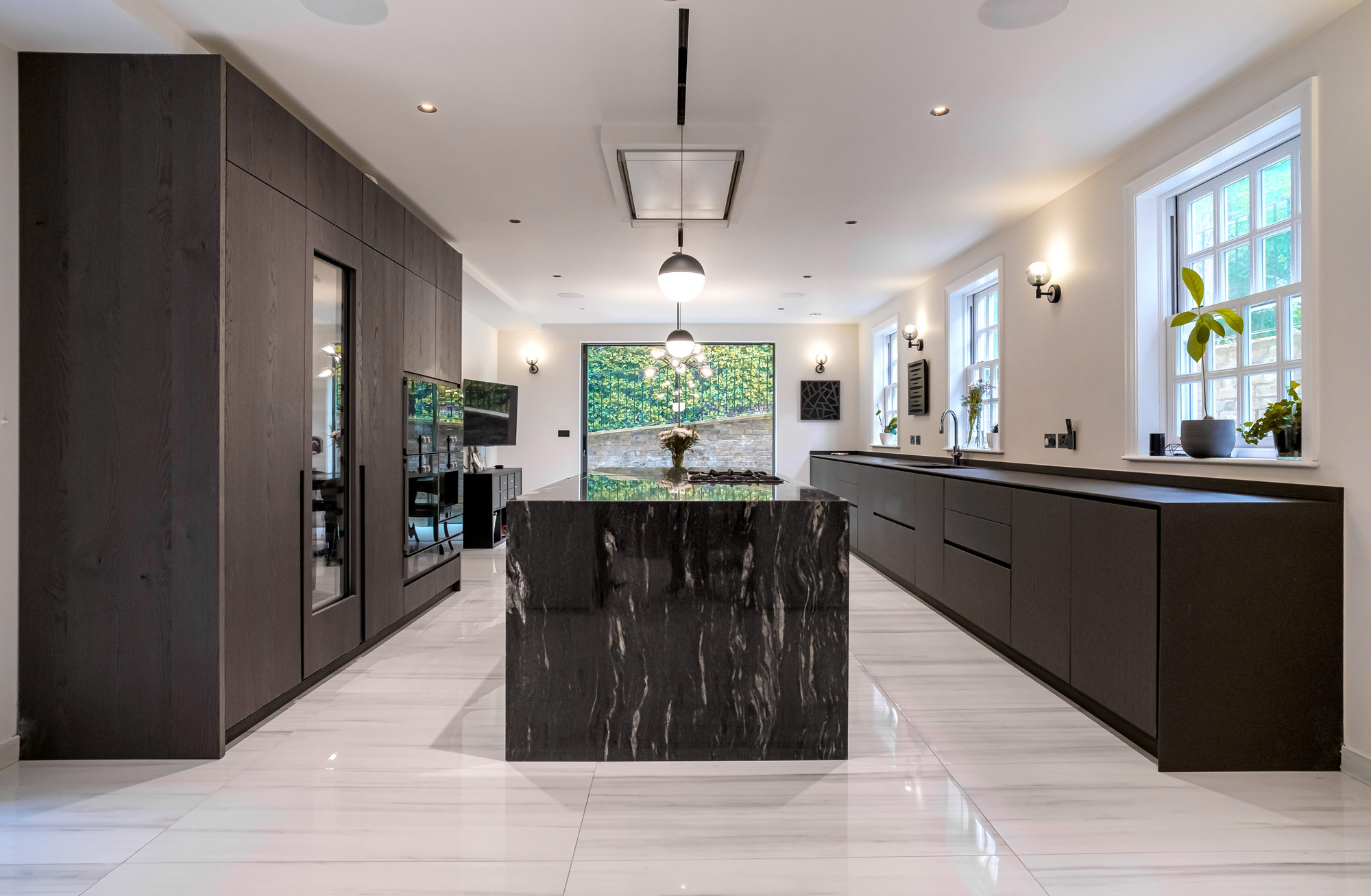 A bespoke contemporary kitchen by Fontana in Loughton Essex | Design as Art | interior architectural design studio | Design portfolio Fontana