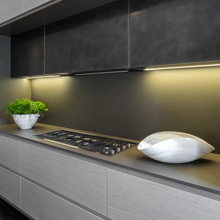 Bespoke kitchen london by Fontana in Belsize Park kitchen work surface by Caesarstone | Design as Art