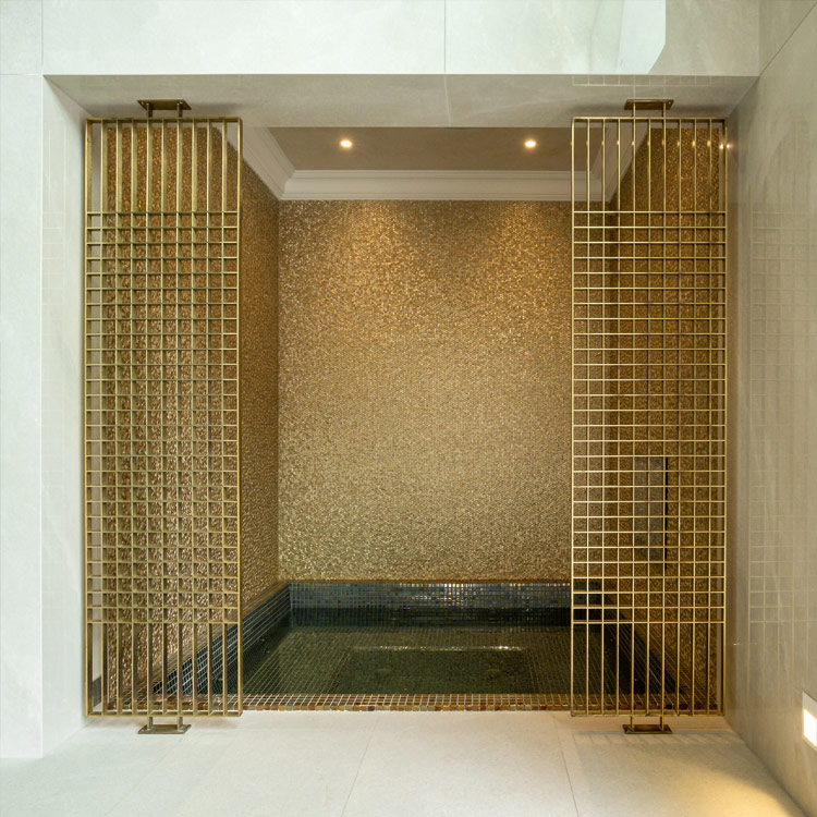 Fontana Moor Park shower detail | Design as Art | Italian luxury design